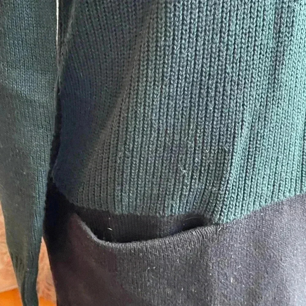 Button down back Sweater - Picture 3 of 5
